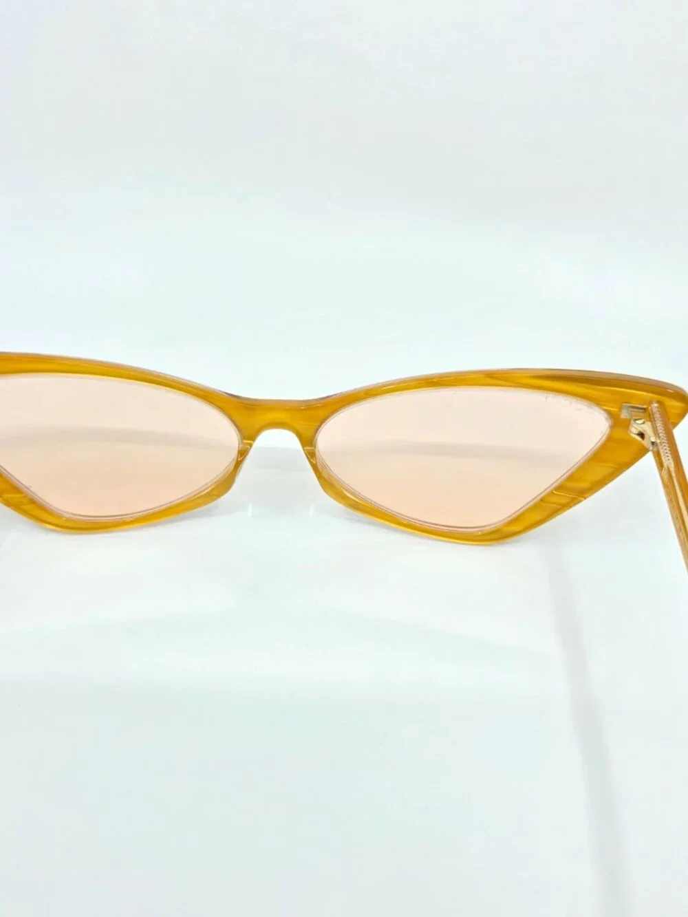 Gucci Yellow Cat Eye Sunglasses Pink Lenses Size 61MM×16MM×145MM MSRP $595